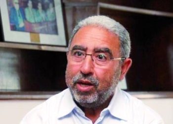 الشاعر المغربي محمد الأشعري يفوز بجائزة الأركانة العالميّة للشعر 2020