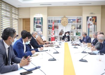 وزيرة الشؤون الثقافية تطّلع على أبرز ملامح الدورة 36 لمعرض تونس الدولي للكتاب